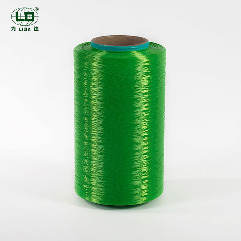 Yiziphi izakhiwo nezimpawu zamandla aphezulu kanye ne-shrinkage ephansi enemibala ye-polyester polyester (kufaka phakathi i-flame-retardant filarant)?