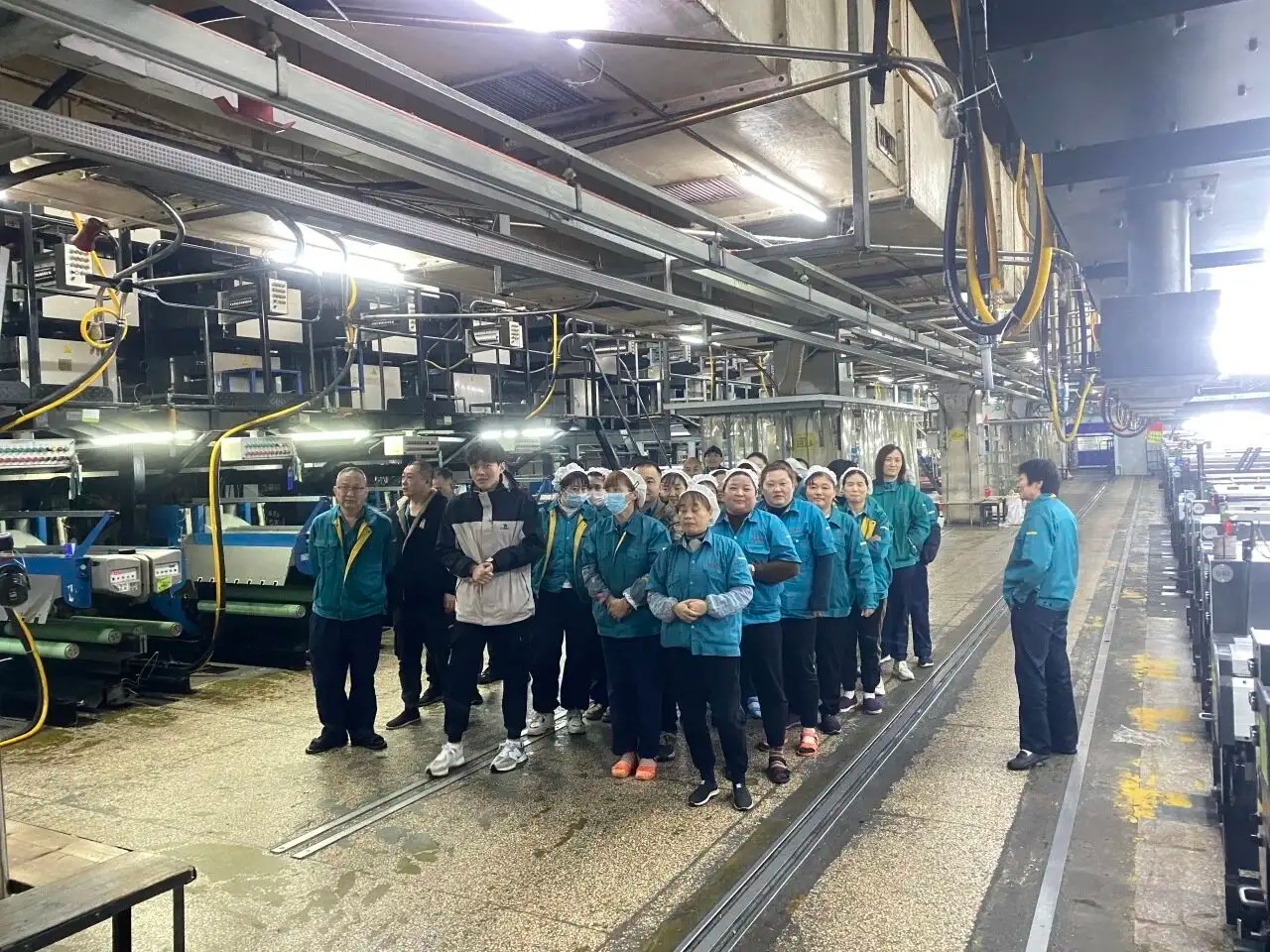 I-Changshu polyester yenza umshini wokuthungatha okuphuthumayo